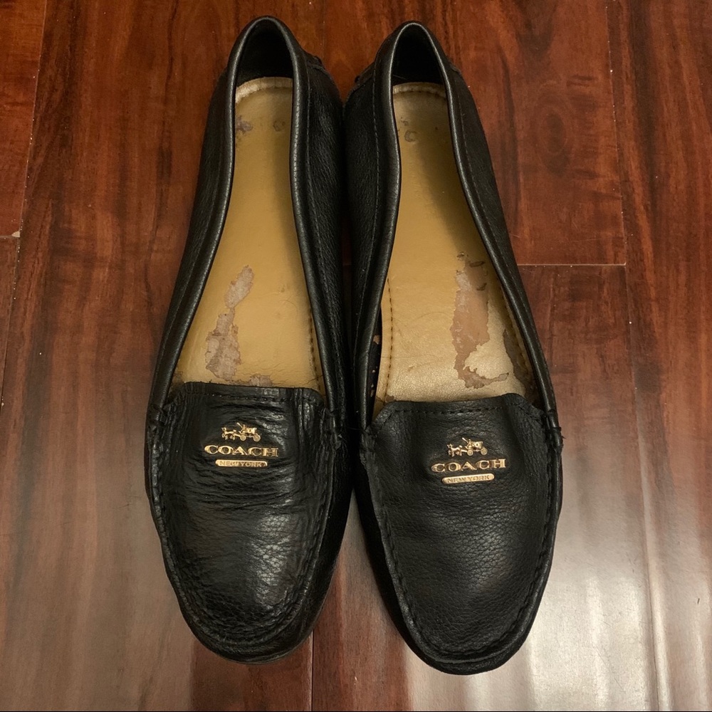 Coach black leather loafer with good details